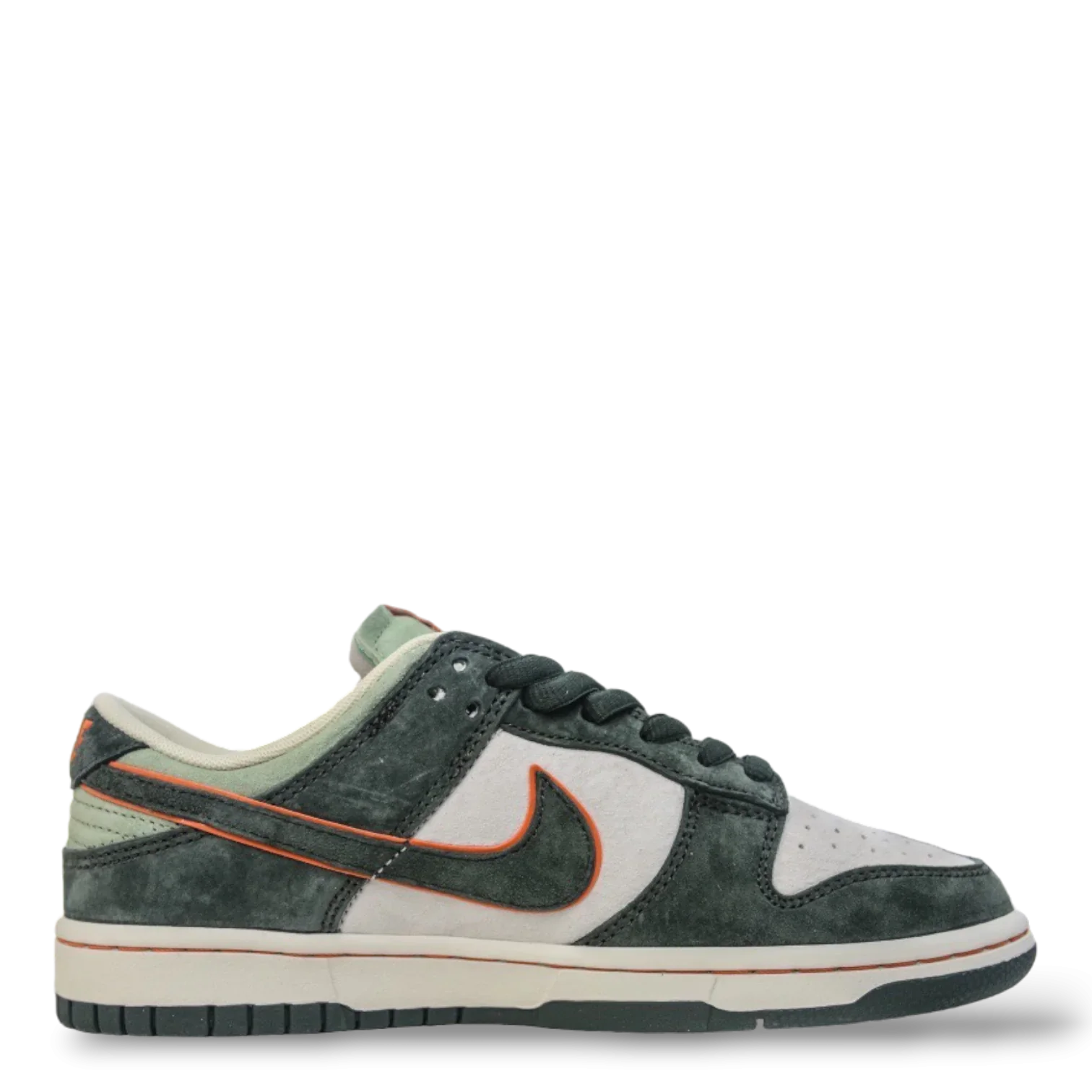 NIKE SB DUNK LOW X OTOMO KATSUHIRO ''STEAMBOY OST'' SNEAKRS